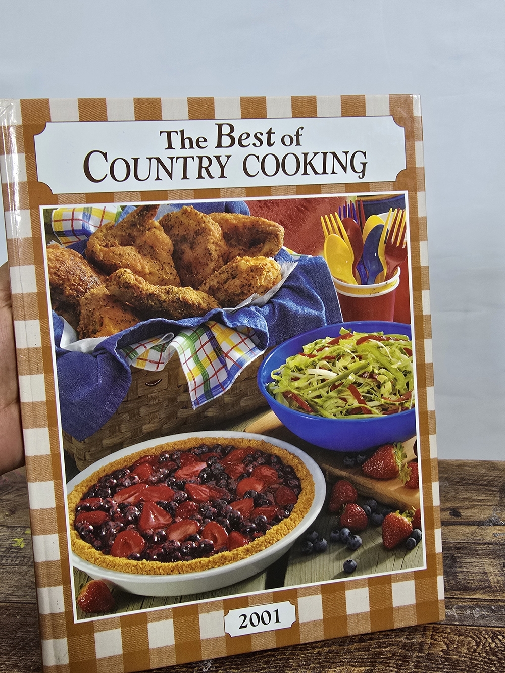 Vintage The Best of Country Cooking Cookbook Recipes 2001 Edition